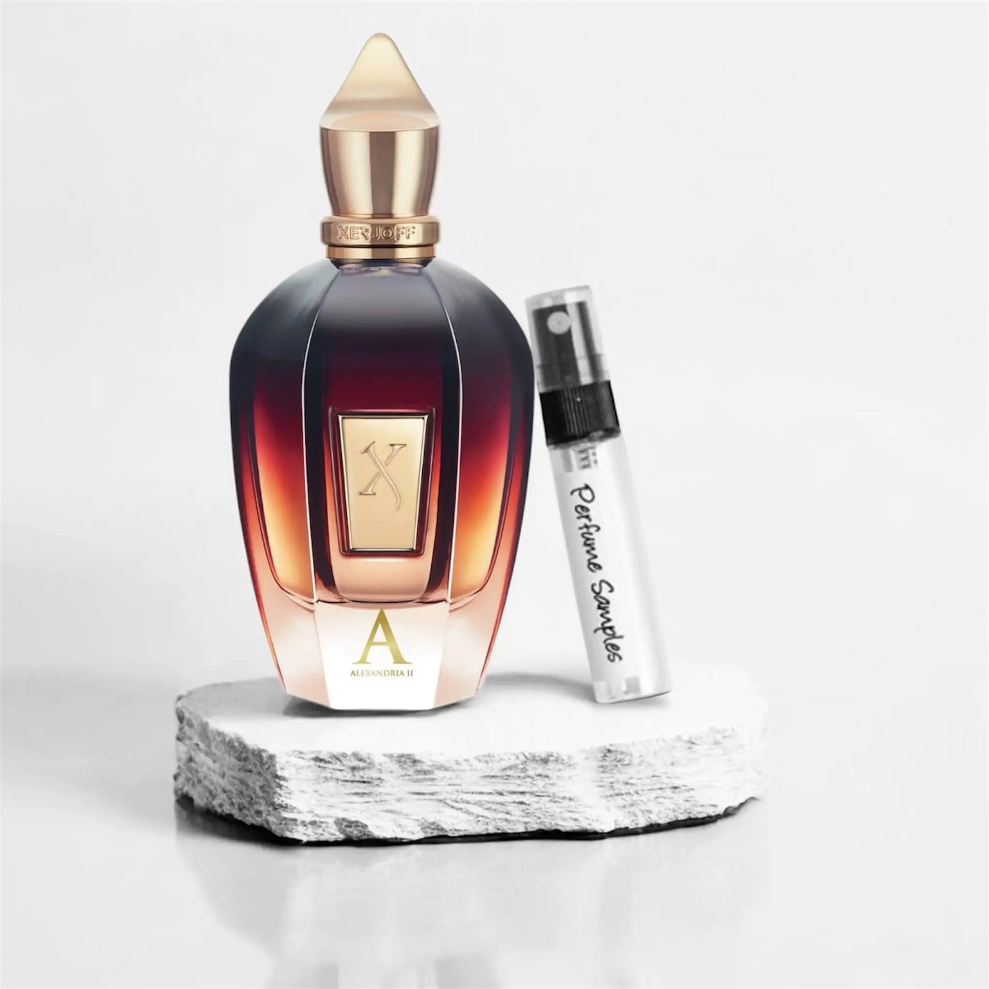 Erleben Sie den luxuriösen Duft Alexandria II von Xerjoff, verfügbar als 1 ml, 2 ml und 5 ml Probe bei MicheloDuft